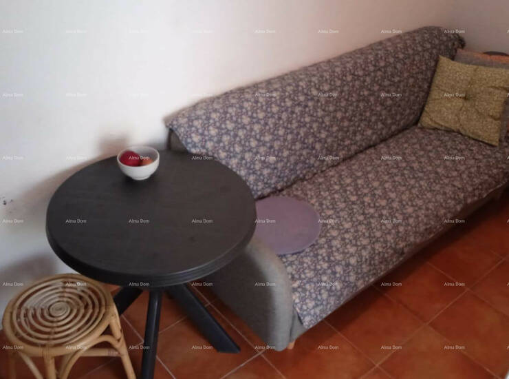U centru Medulina prodaje se stan površine 23,63 m², smješten u prizemlj... — fotografija 2