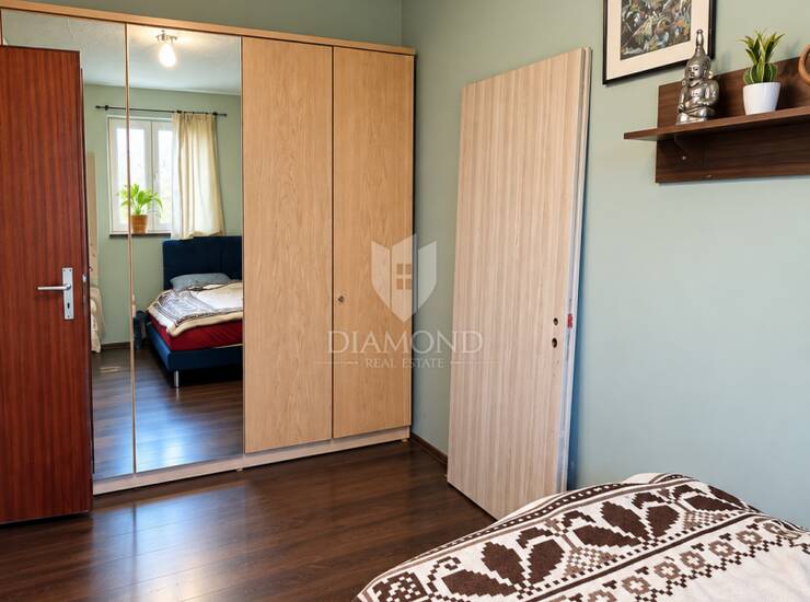 Kuća s velikom okućnicom od 2300 m² u mirnom okruženju — fotografija 4