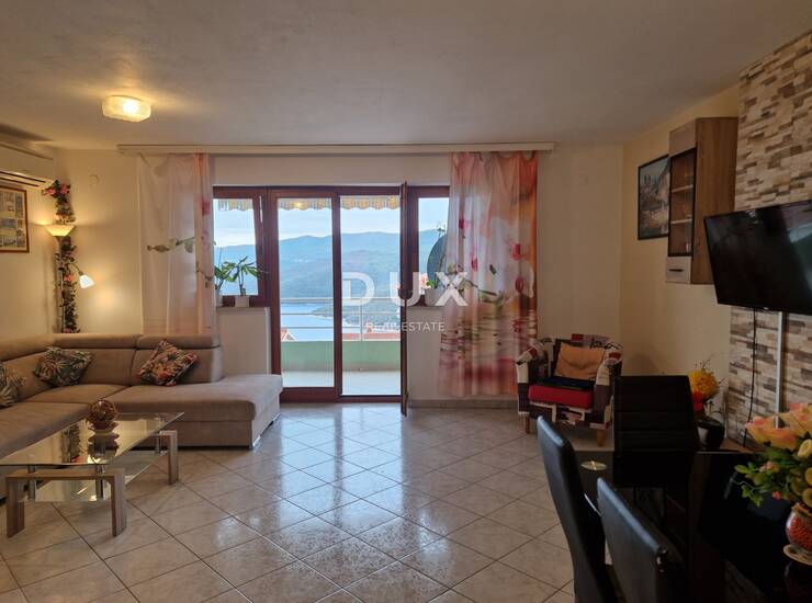Istra, Rabac, trosobni stan, 74,35 m², pogled na more — fotografija 2