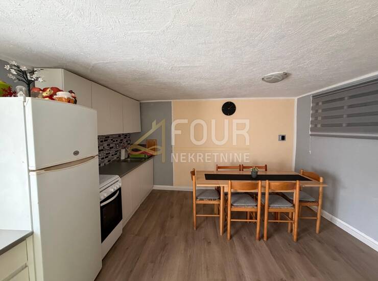 Istra, Galižana - centar, 180m2, kuća u nizu s terasom — fotografija 4