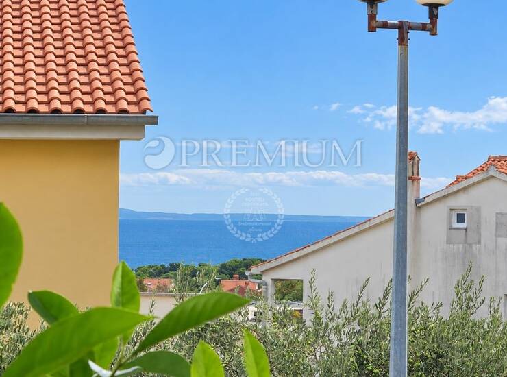 Grad Krk, apartman s djelomičnim pogledom na more — fotografija 2