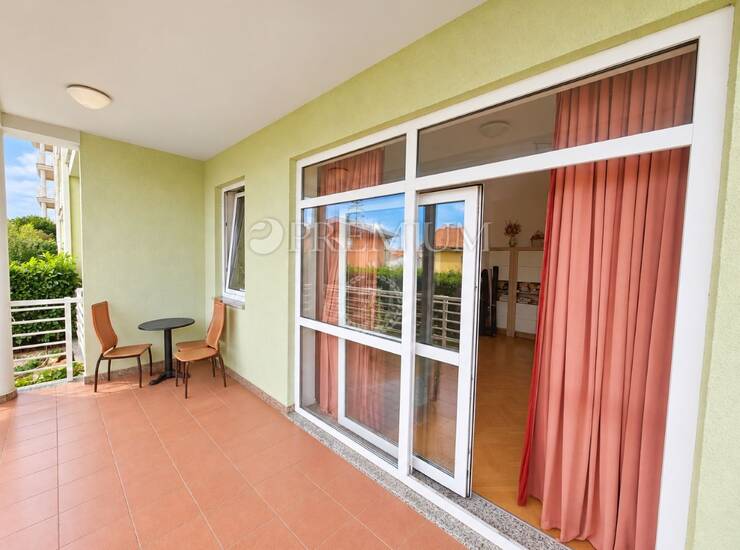 Grad Krk, apartman s djelomičnim pogledom na more — fotografija 3