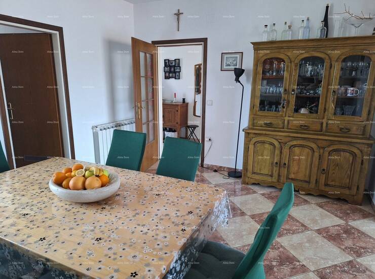 Na odličnoj lokaciji u Puli prodaje se višenamjenska nekretnina ukupne po... — fotografija 5