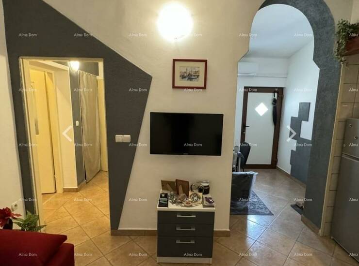 Prodaje se stan u centru grada Pule. 

Stan, površine 43m2, nalazi se u pr... — fotografija 8