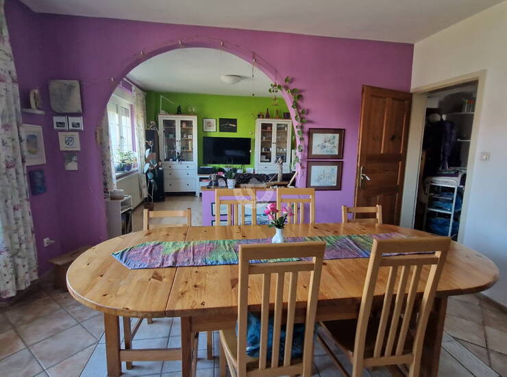 Zaprešić CENTAR, dvojna KUĆA, 230 m2, 3 SPAVAĆE SOBE, DVORIŠTE I GARAŽA — fotografija 3