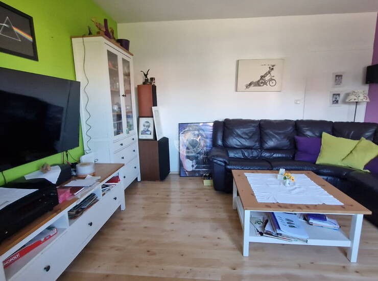 Zaprešić CENTAR, dvojna KUĆA, 230 m2, 3 SPAVAĆE SOBE, DVORIŠTE I GARAŽA — fotografija 6