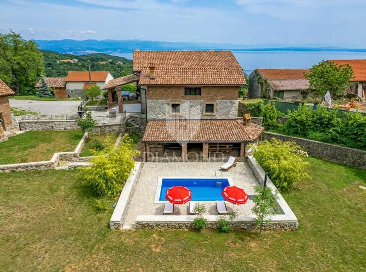 OPATIJA, VEPRINAC - PREKRASNO IMANJE U ŠUMSKOJ IDILI — fotografija 2