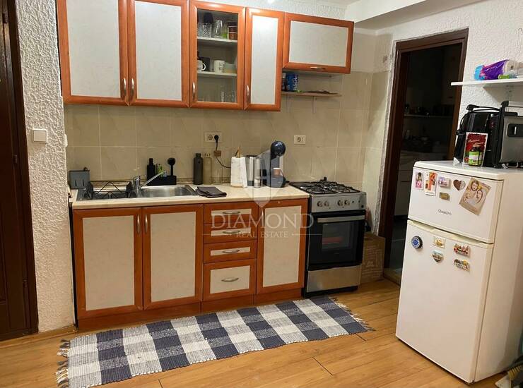 Rovinj, stan za najam u centru grada — fotografija 3