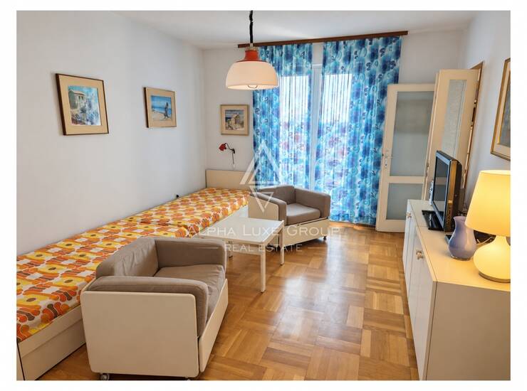 Istra, Poreč, namješten stan s pogledom na more