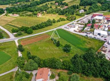 Zemljiste Zabrežani, Pazin 9.000m² - 400.000 € | SveHrNekretnine