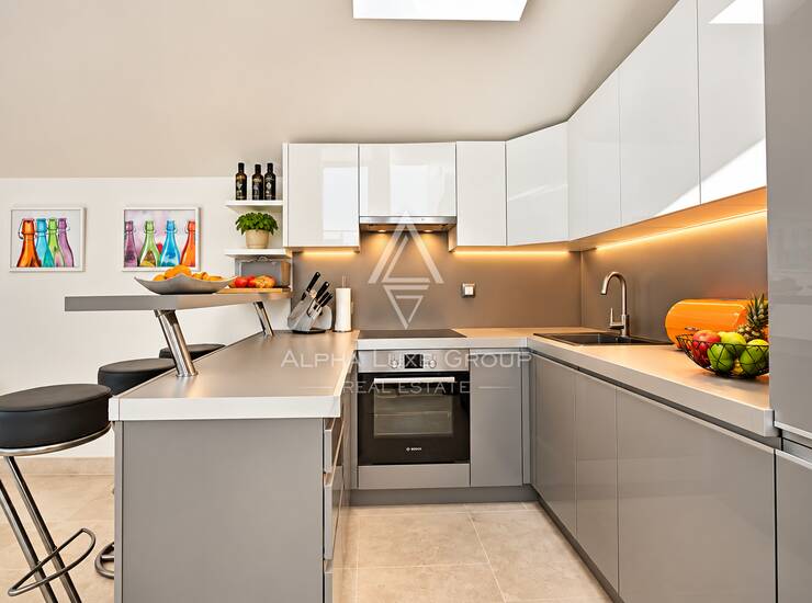 Istra, Vrsar, penthouse s pogledom na more i krovnom terasom — fotografija 3
