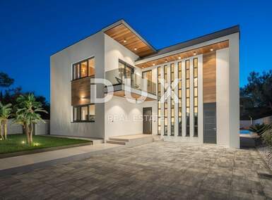 Kuća, Umag 250m² - 1.887.000 € | SveHrNekretnine