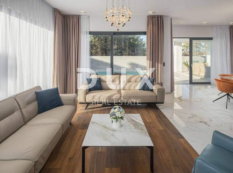 Istra, Umag, Dizajnerska privatna vila, 250m2, nadomak plaža — fotografija 4