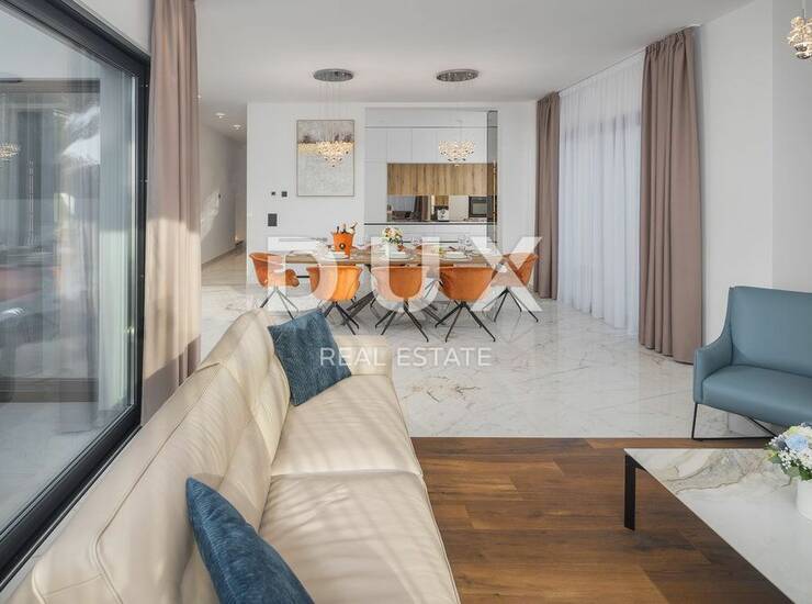Istra, Umag, Dizajnerska privatna vila, 250m2, nadomak plaža — fotografija 5