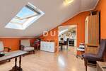 Opatija, centar, trosoban stan u potkrovlju, 150 m od mora, 82m2 — fotografija 2