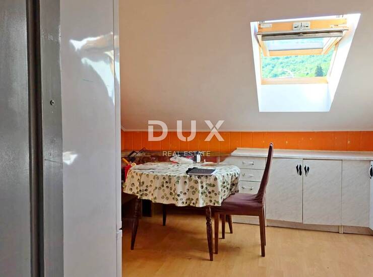 Opatija, centar, trosoban stan u potkrovlju, 150 m od mora, 82m2 — fotografija 6