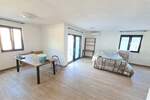 Blizina Medulina!
U ponudi je duplex kuća s bazenom.
Na parceli od 440 m2 ... — fotografija 7