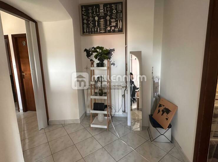Kostrena, 59m2, balkon, parking — fotografija 6