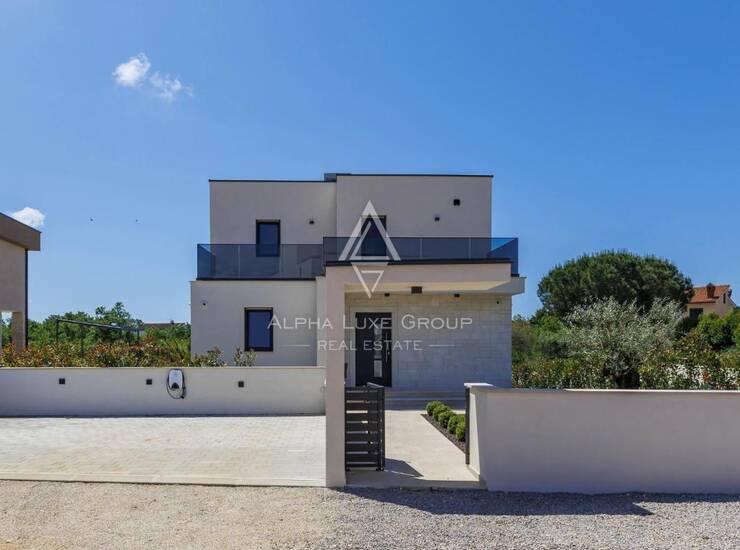Istra, Poreč, luksuzna moderna vila s bazenom i spa — fotografija 5