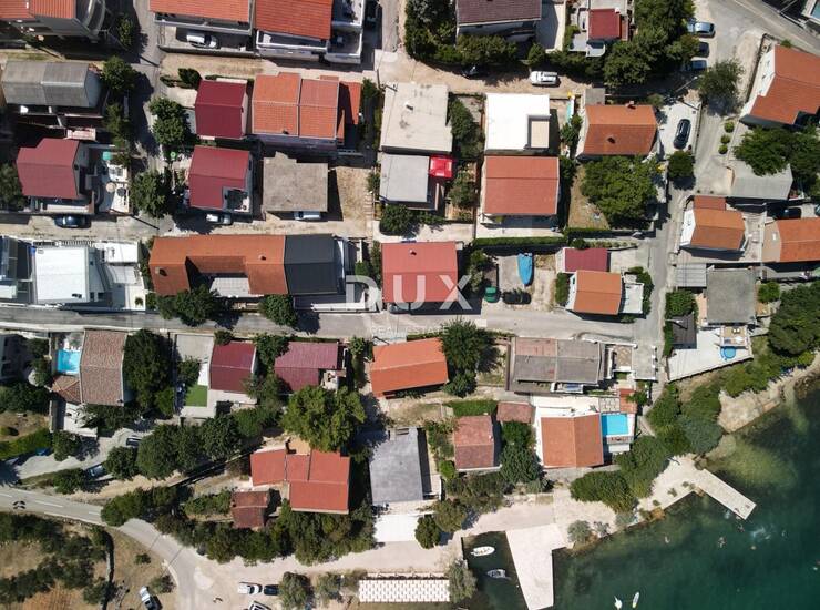 Kruševo, Meka Draga, kuća, 196,61 m², 50m od mora — fotografija 2