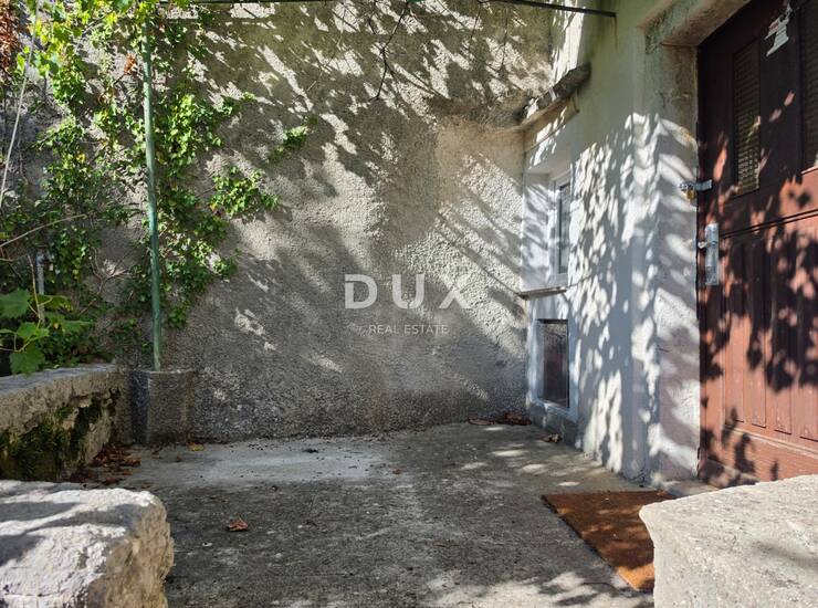 Otok Krk, Kornić, kamena kuća u nizu, 60 m2, okućnica, garaža — fotografija 3