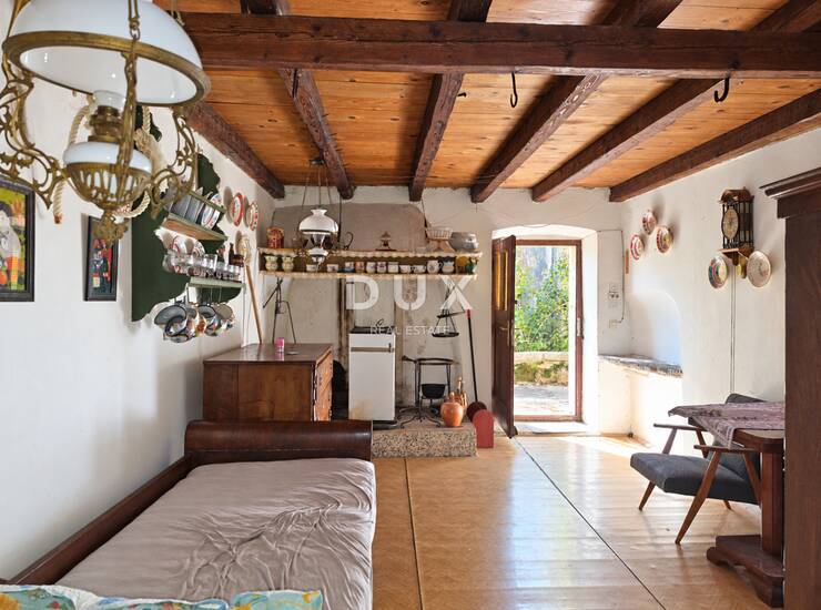 Otok Krk, Kornić, kamena kuća u nizu, 60 m2, okućnica, garaža — fotografija 4