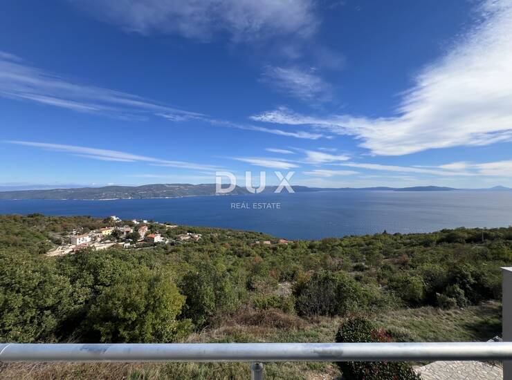Istra, Rabac, trosoban stan, 93 m2, terasa, vrt, pogled — fotografija 2