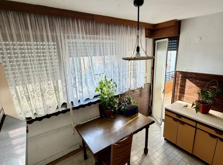 RIJEKA, TURNIĆ - Stan 2SKL, balkon, pogled na more — fotografija 2