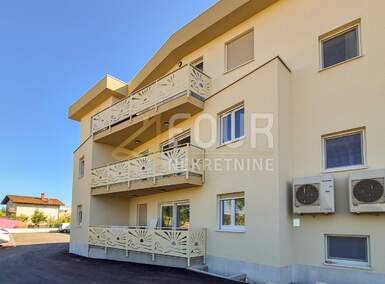 Trosoban stan Štinjan, Pula 65m² - 310.000 € | SveHrNekretnine