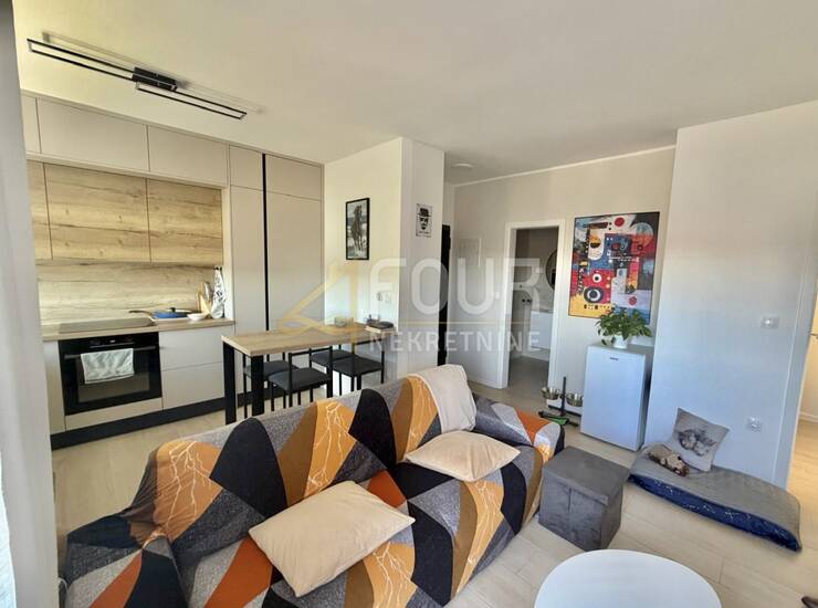 Istra, Pula, Kaštanjer, 2s+db, 61m2 — fotografija 2