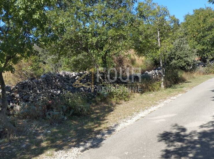 Otok Cres, Belej, građevinsko zemljište, 435m2