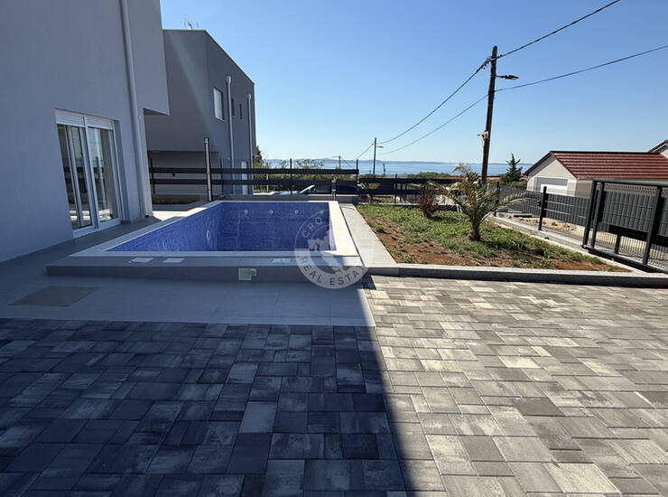 MODERNA VILA S BAZENOM I POGLEDOM NA MORE, VIR - ZADAR — fotografija 3