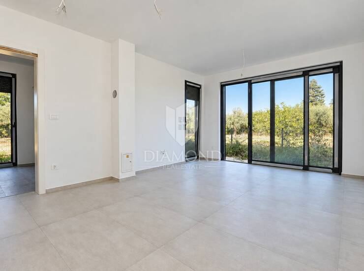Stan u novogradnji s vrtom od 70 m², Štinjan — fotografija 4