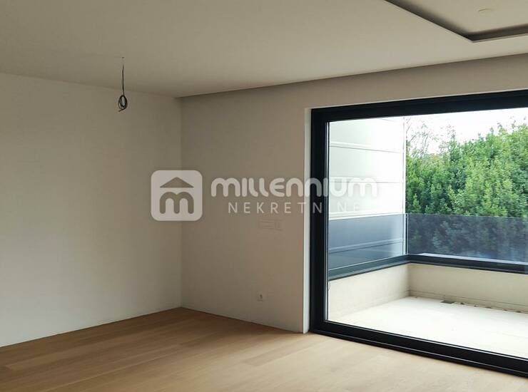 Lovran, 95.62m2, 2 balkona, 2 parkirna mjesta — fotografija 3
