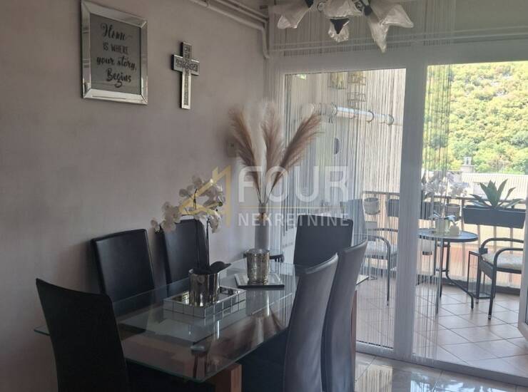 Rijeka, Škurinje, 75.95m2, 4skl, lođa