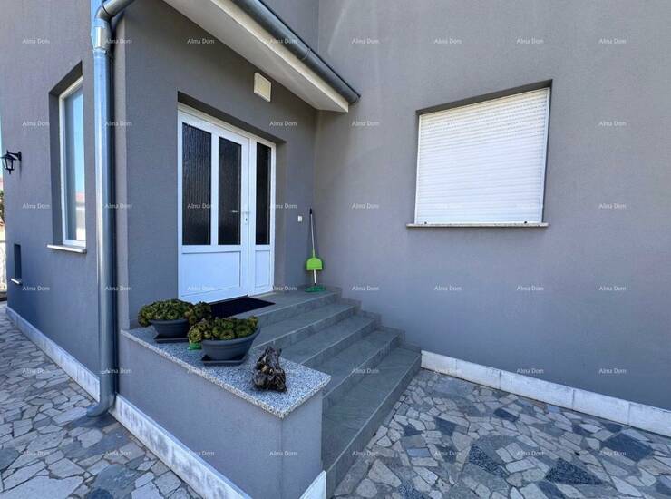 Valdebek! Kuća s dozvolom za gradnju ukupno 4 stana !
U ponudi je samostoj... — fotografija 5