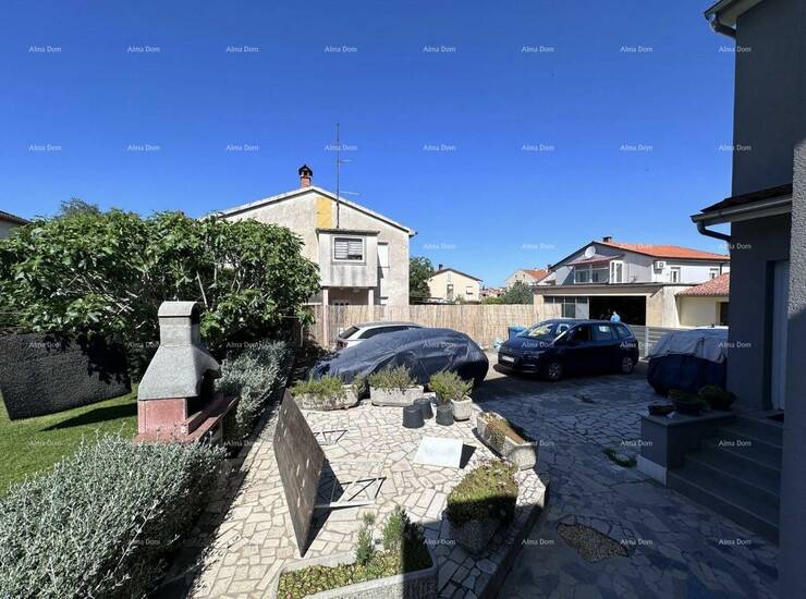 Valdebek! Kuća s dozvolom za gradnju ukupno 4 stana !
U ponudi je samostoj... — fotografija 7