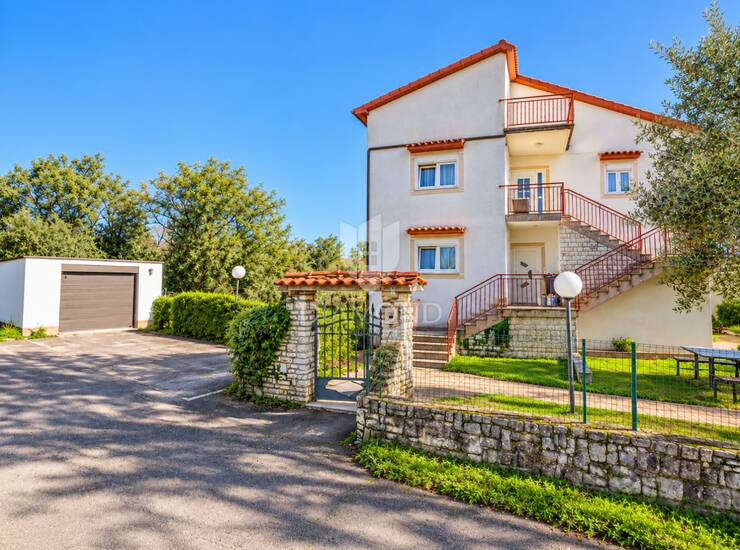 Poreč – Kuća za obiteljski život i sigurnu investiciju — fotografija 2