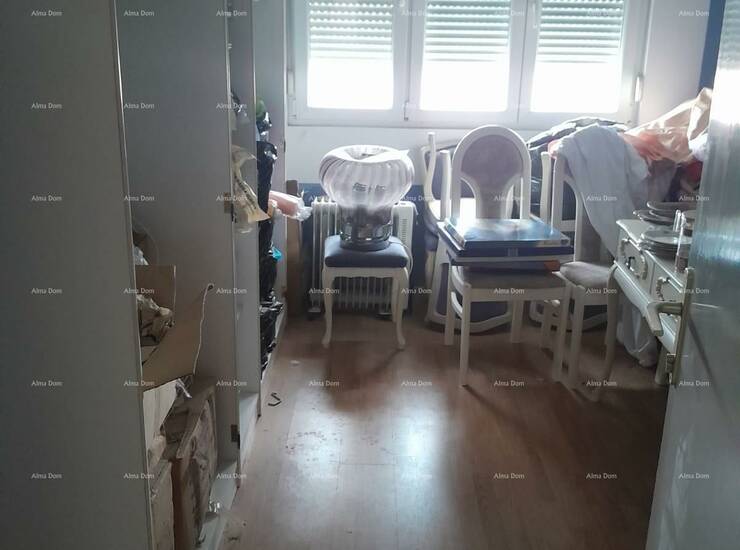 Prodaje se stan u kući na 1. katu – atraktivna lokacija

Prodaje se stan... — fotografija 7