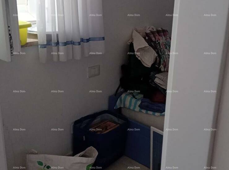 Prodaje se kuća u Banjolama. Kuća na 4 etaže, 66m2, 1994 građena.
Od ul... — fotografija 7