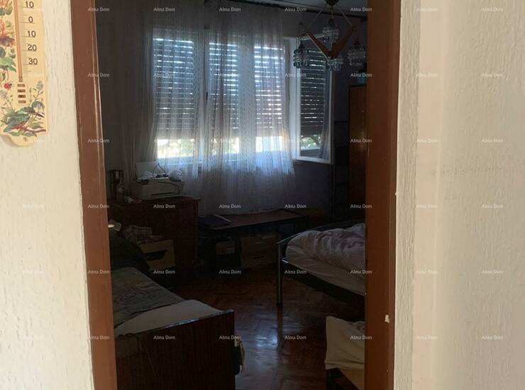 U ponudi je kuća prizemnica koja ima 100 m2 stambenog prostora, ljetnu kuh... — fotografija 5