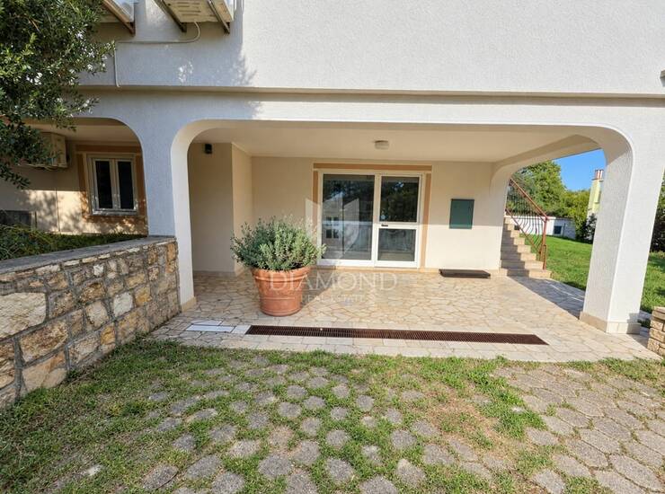 Poreč – Stan na atraktivnoj lokaciji po povoljnoj cijeni