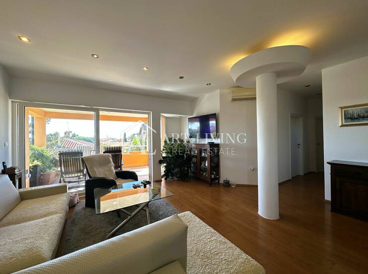 UMAG – PROSTRANI STAN, 118 m² S POGLEDOM NA MORE — fotografija 4