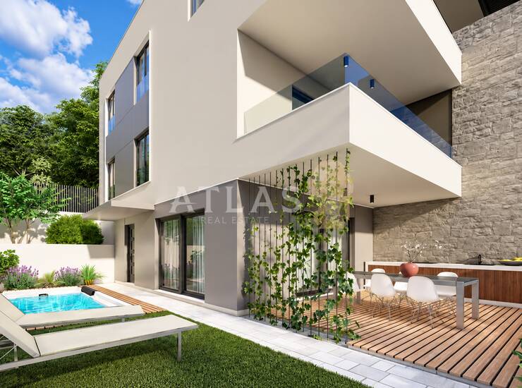 Ika, Opatija – atraktivan stan s pogledom na more