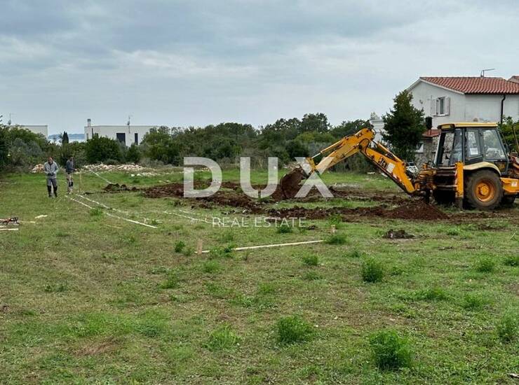 Istra, Peroj, građevinsko zemljište, 540 m2, s dozvolom — fotografija 4