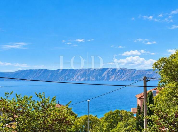 Novi Vinodolski, stan u blizini mora