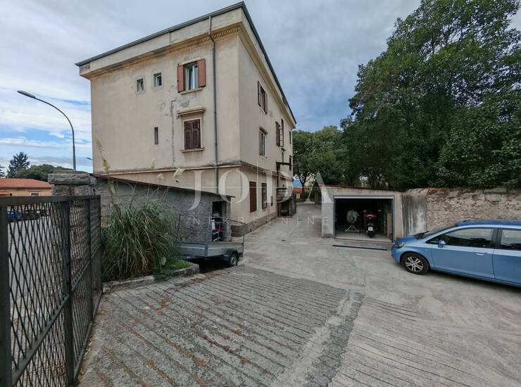 Stan za adaptaciju s parkingom — fotografija 5