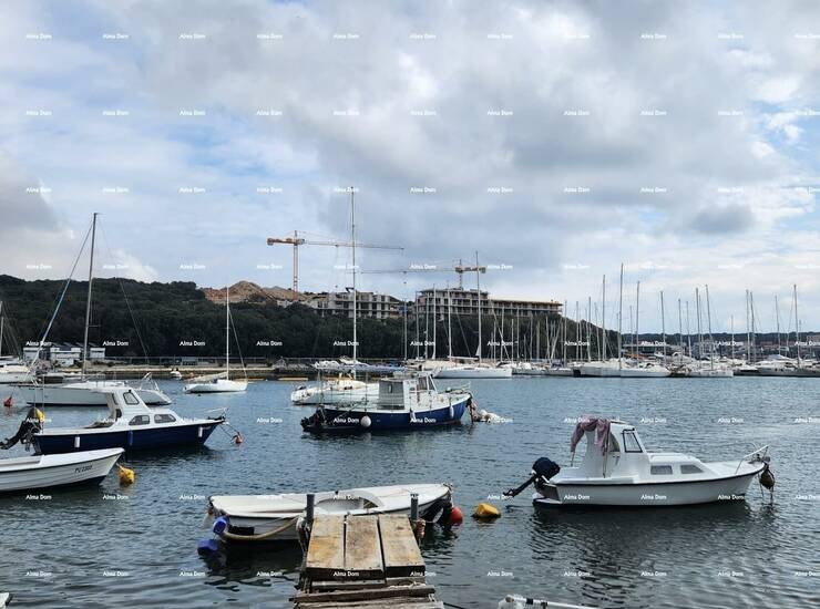 Luksuzni stanovi sa pogledom na Marina Veruda!

Stan C12, površine 78.81 m... — fotografija 9