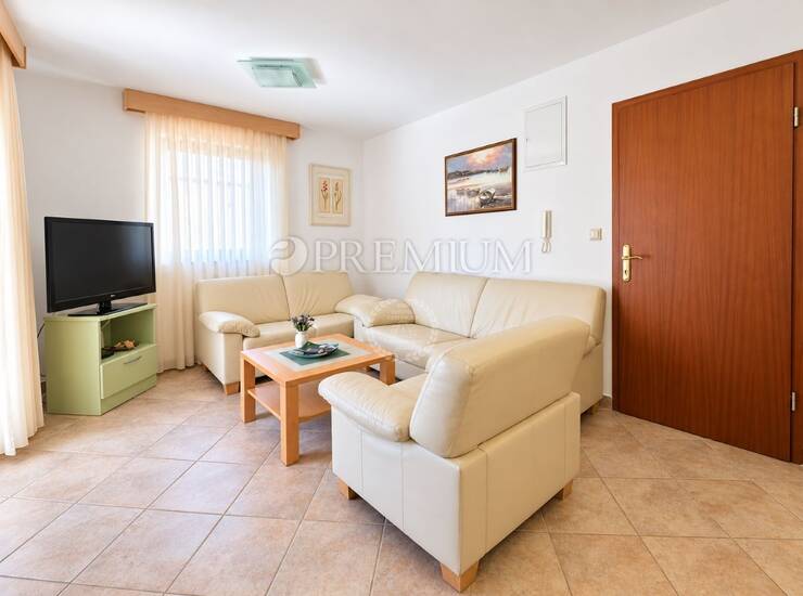 Klimno, namješteni apartman blizu mora!  — fotografija 2