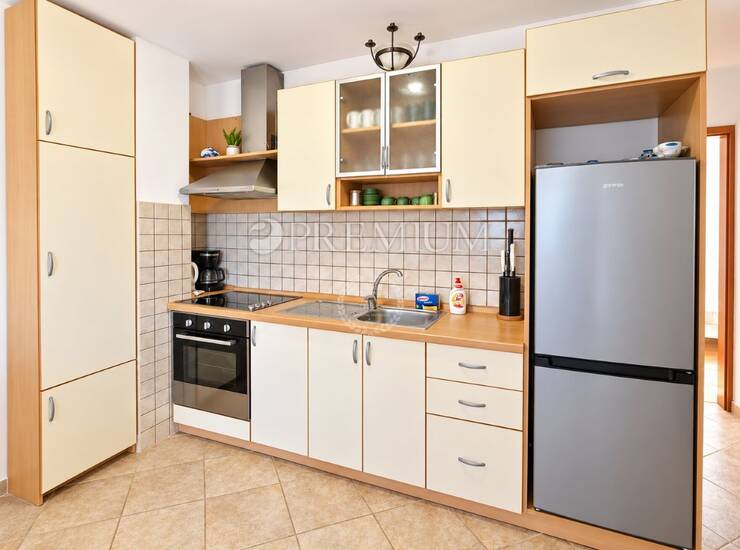 Klimno, namješteni apartman blizu mora!  — fotografija 3